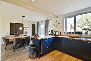 Photo 15- click for photo gallery